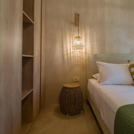 Terra Oleana * Vasilikí